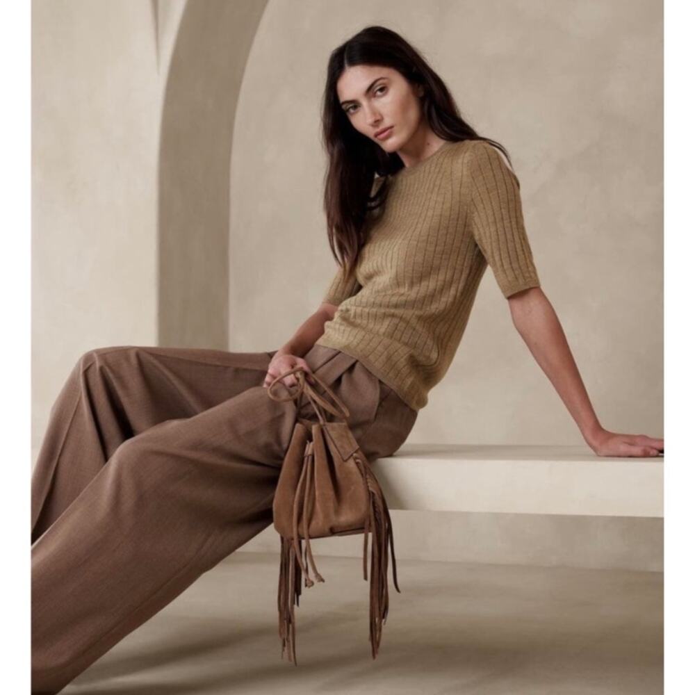 Banana Republic Nezha Ribbed Sweater Small 100% Fine Merino Wool Tan Neutral